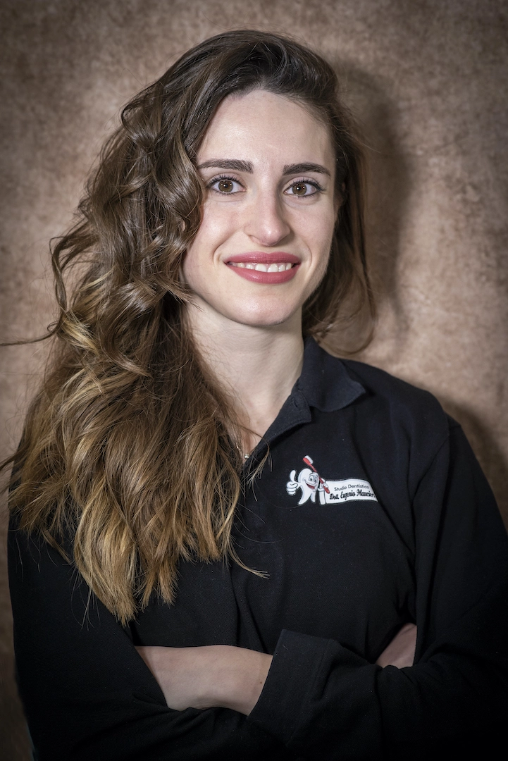 Odontoiatra Anna Agostinelli